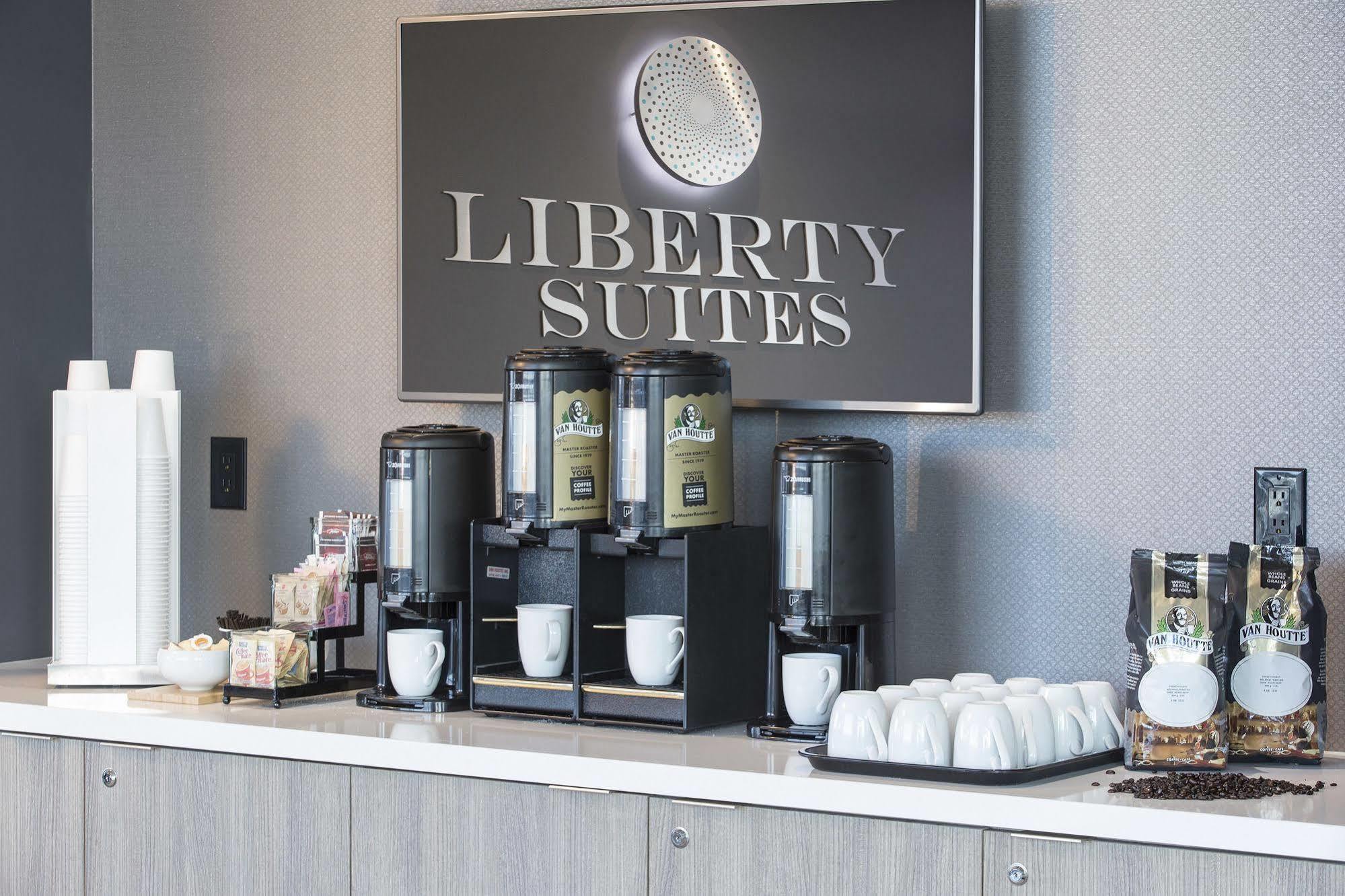 Liberty Suites Торнхилл Экстерьер фото